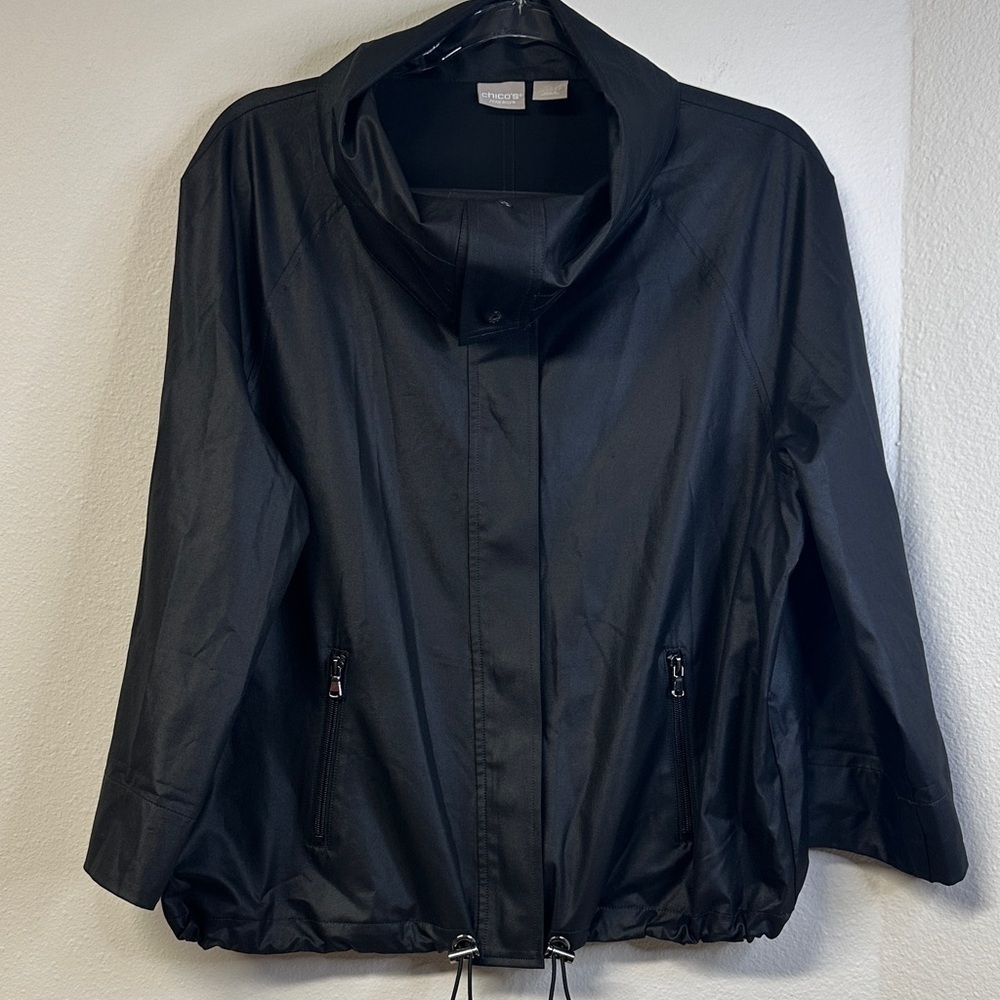 Chico's Zenergy Neema Black Roll Tab Sleeves Windbreaker Rain Jacket Size 8/10